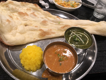 カレーナン